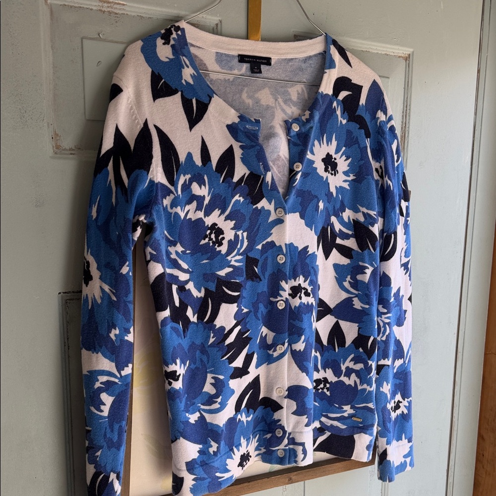 100% Cotton M Tommy Hilfiger Floral Blue and White Cardigan